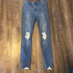 hollister size 3 ripped jeggings